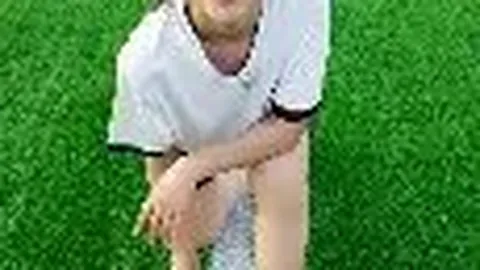 《电竞新星维尼修斯，炫酷亮相《使命召唤》，备战荣耀之战！》