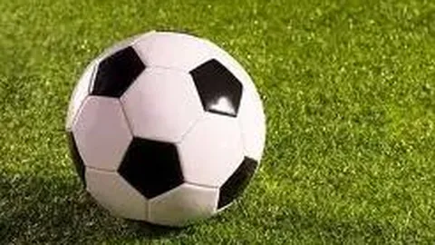 雷斯深情回忆MSN时代的辉煌巴萨：梦之队终极目标，征服欧冠或世界杯之巅！